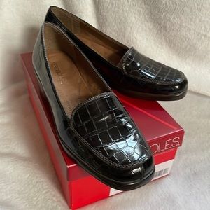 Aerosoles brown wedge shoes